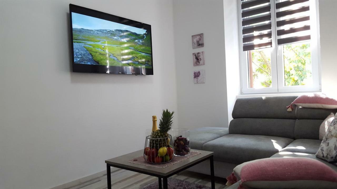 Apartment Imperia *** بولا المظهر الخارجي الصورة