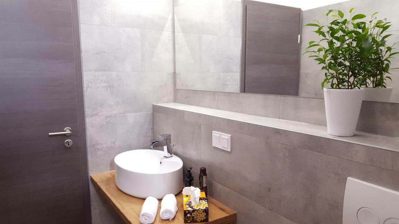 Apartment Imperia *** بولا المظهر الخارجي الصورة